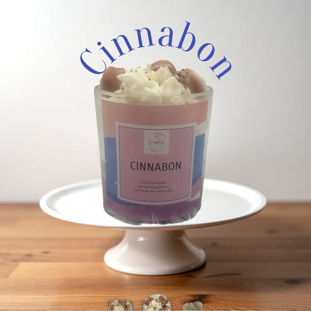 Cinnabon Scented Candle - Kona coffee and cinnamon NIB 16oz - Picture 1 of 7